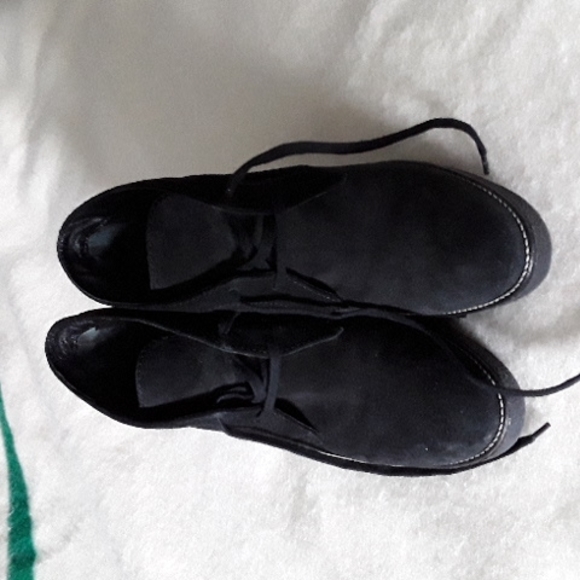 Aquatalia 4" back suede boots with laces, 8.5 - Picture 3 of 3